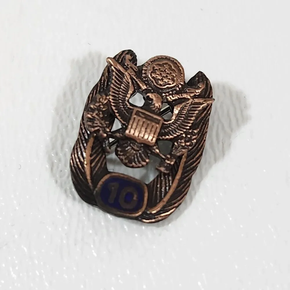 Vintage U.S. Army 10 Year Civilian Service Lapel Pin Military Award Badge